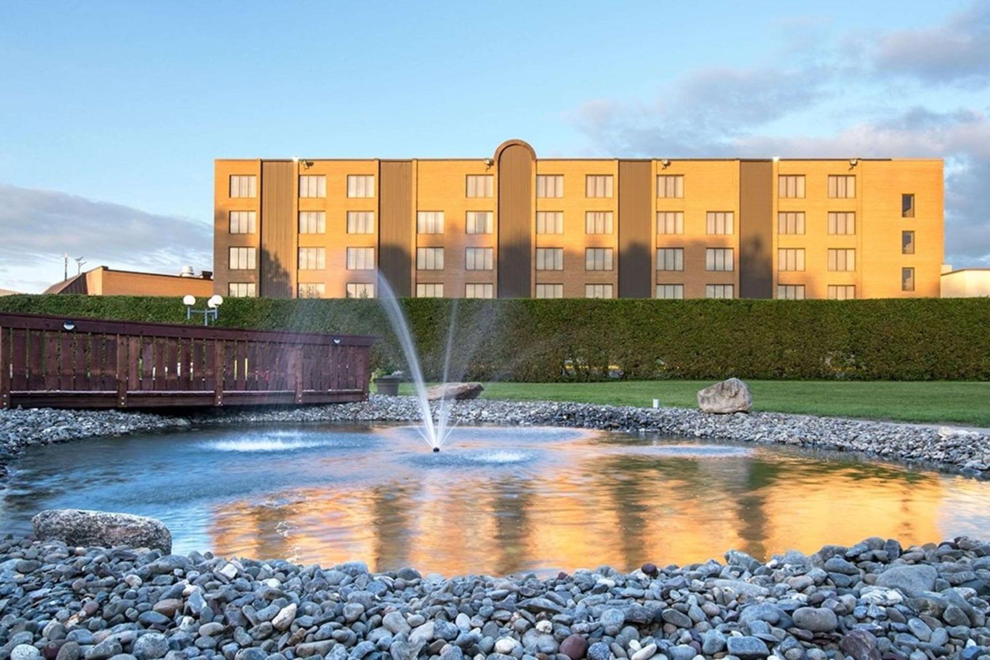 Hotel Le Victorin, An Ascend Hotel Collection Member Victoriaville Dış mekan fotoğraf